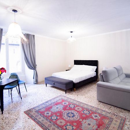 La Piazzetta Rooms & Apartments Genoa Ngoại thất bức ảnh